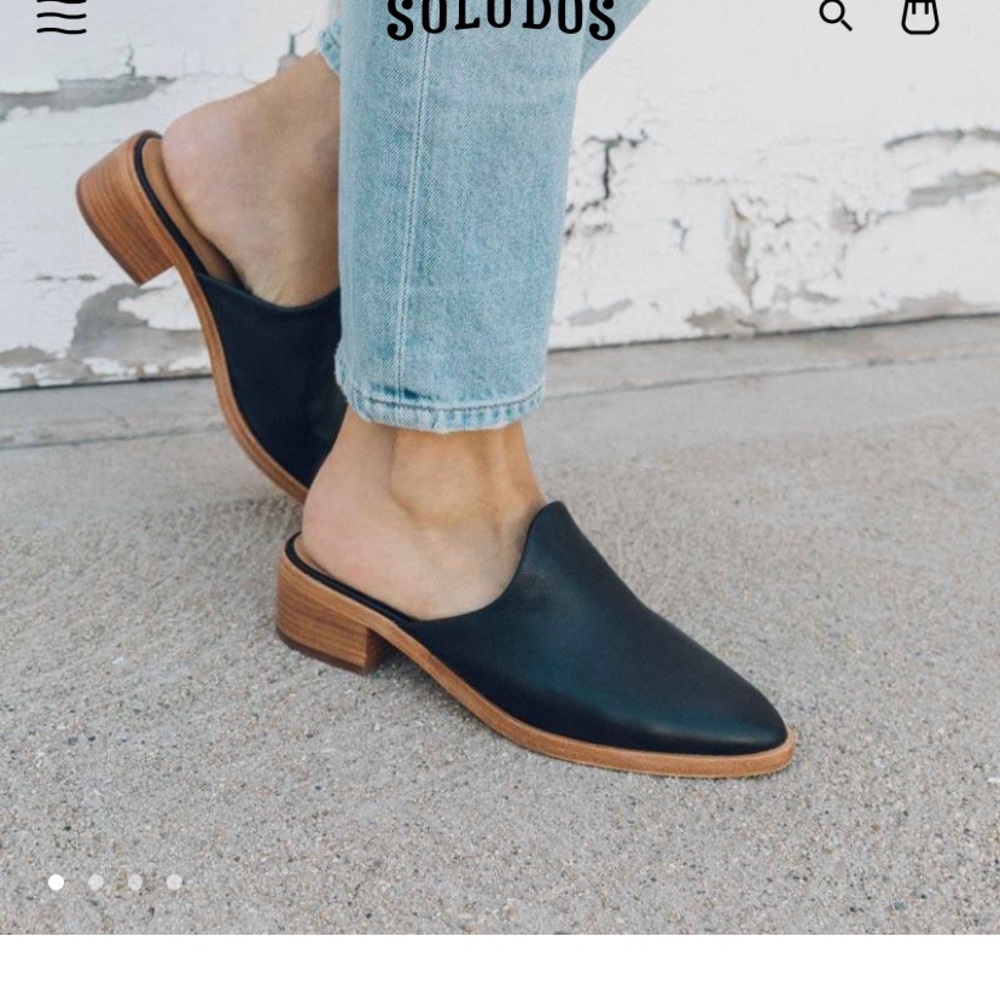 Black Soludos Venetian Mules
